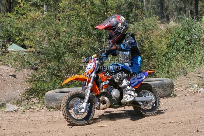 678x444 pixels (99K)